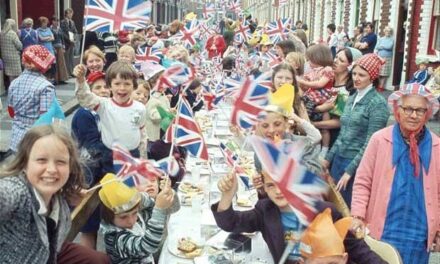 1977 in Review: Jubilee and Jubilation